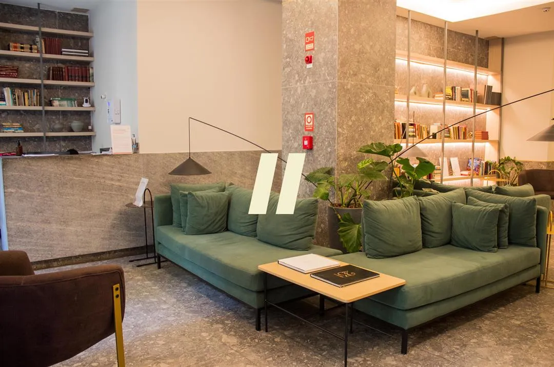 Furnished 1-bedroom apartment with no parking space — photo 9