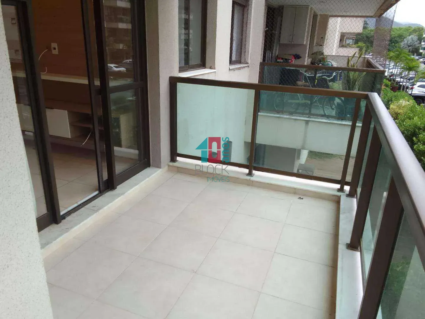 Home office in a 2-bedroom apartment, 66 m² — photo 12