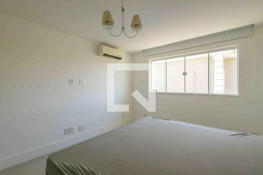 6-bedroom house with 470 m² and 7 parking spaces — photo 28