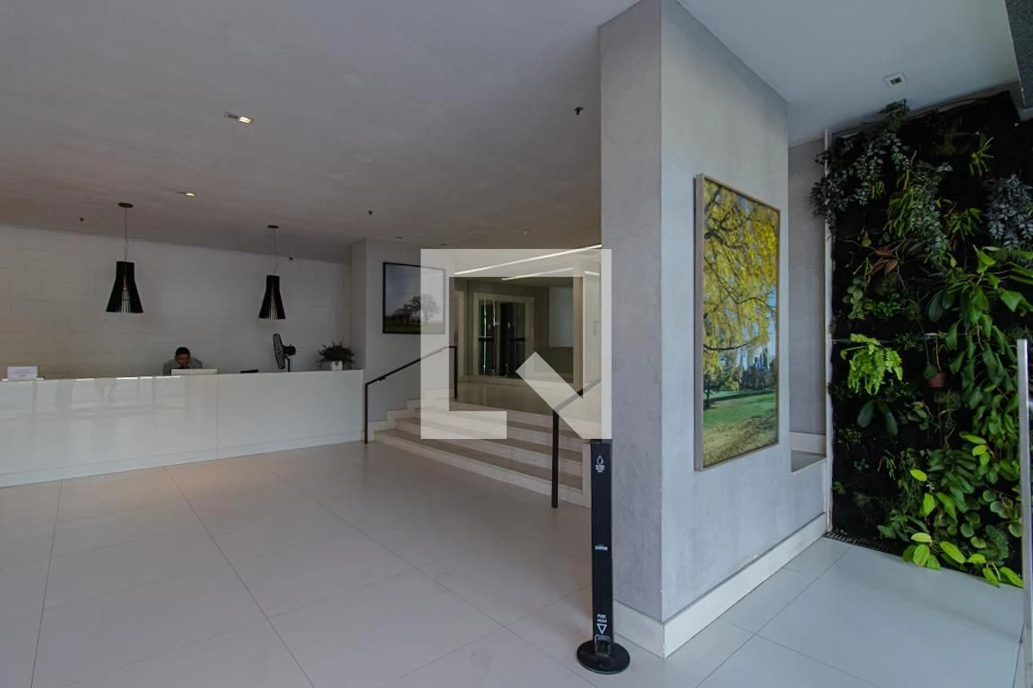 Apartamento mobiliado de 1 quarto com varanda e 2 vagas — photo 6