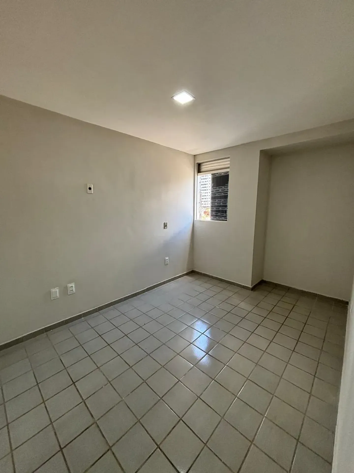 Квартира: 2 спальні, 1 з власною ванною кімнатою, 73 м² — photo 10