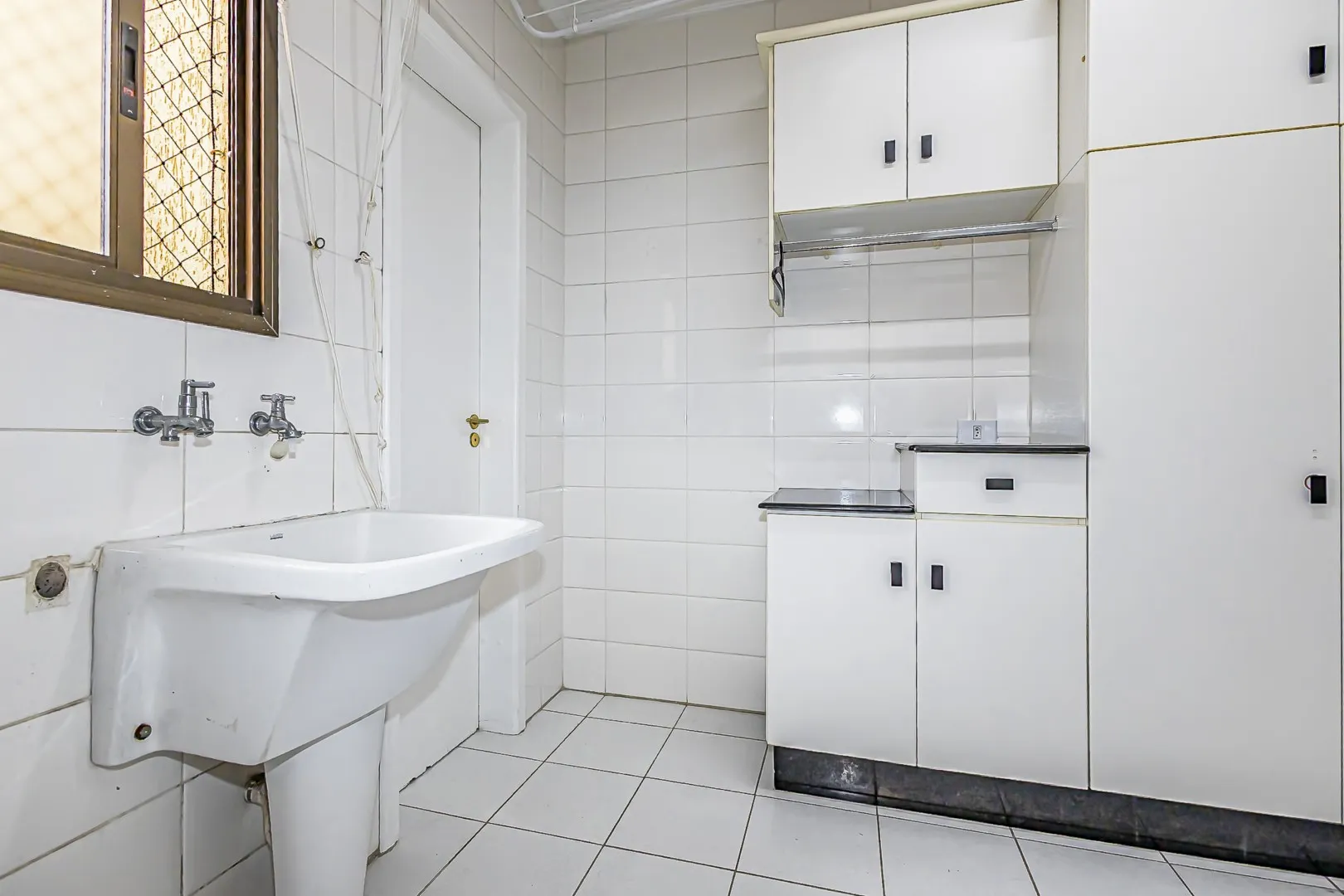 Квартира с балконом 136 м² и 3 спальнями — photo 10