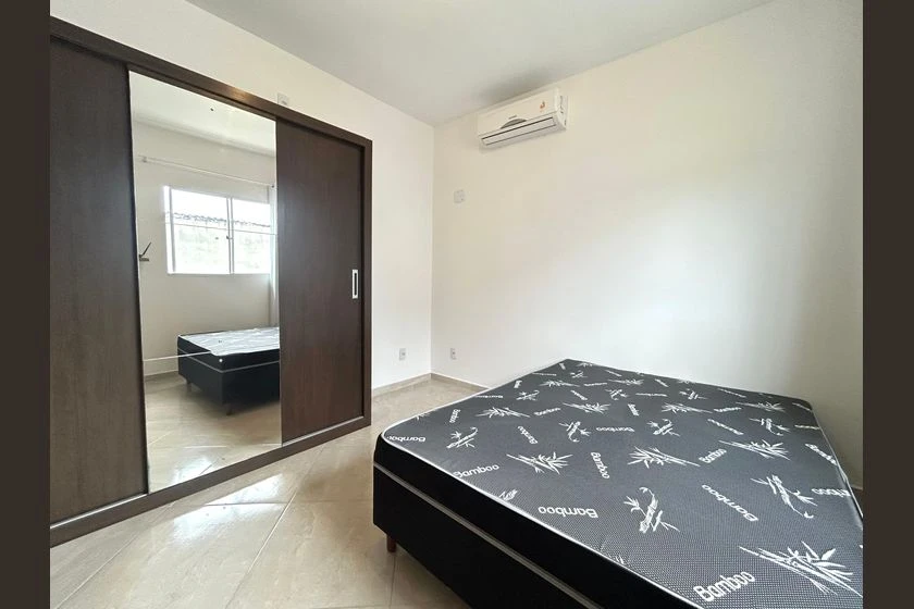 Furnished 1-bedroom apartment with a balcony — photo 3