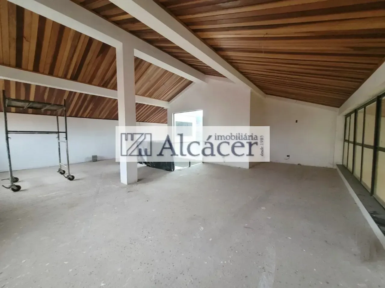 4-suite house 510 m² with laundry area and private garden — photo 19