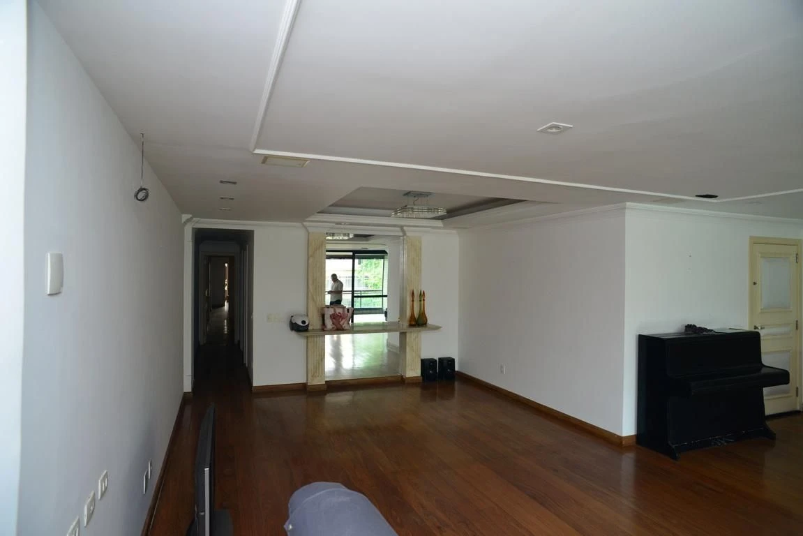 Rentable apartment with 4 bedrooms and a balcony — photo 25