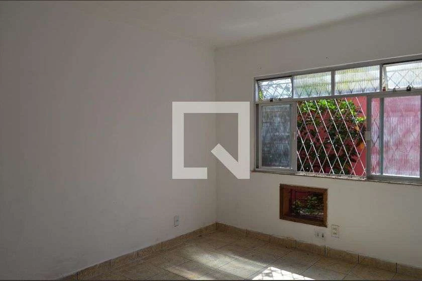 Rental house with private garden and 2 bedrooms — photo 17