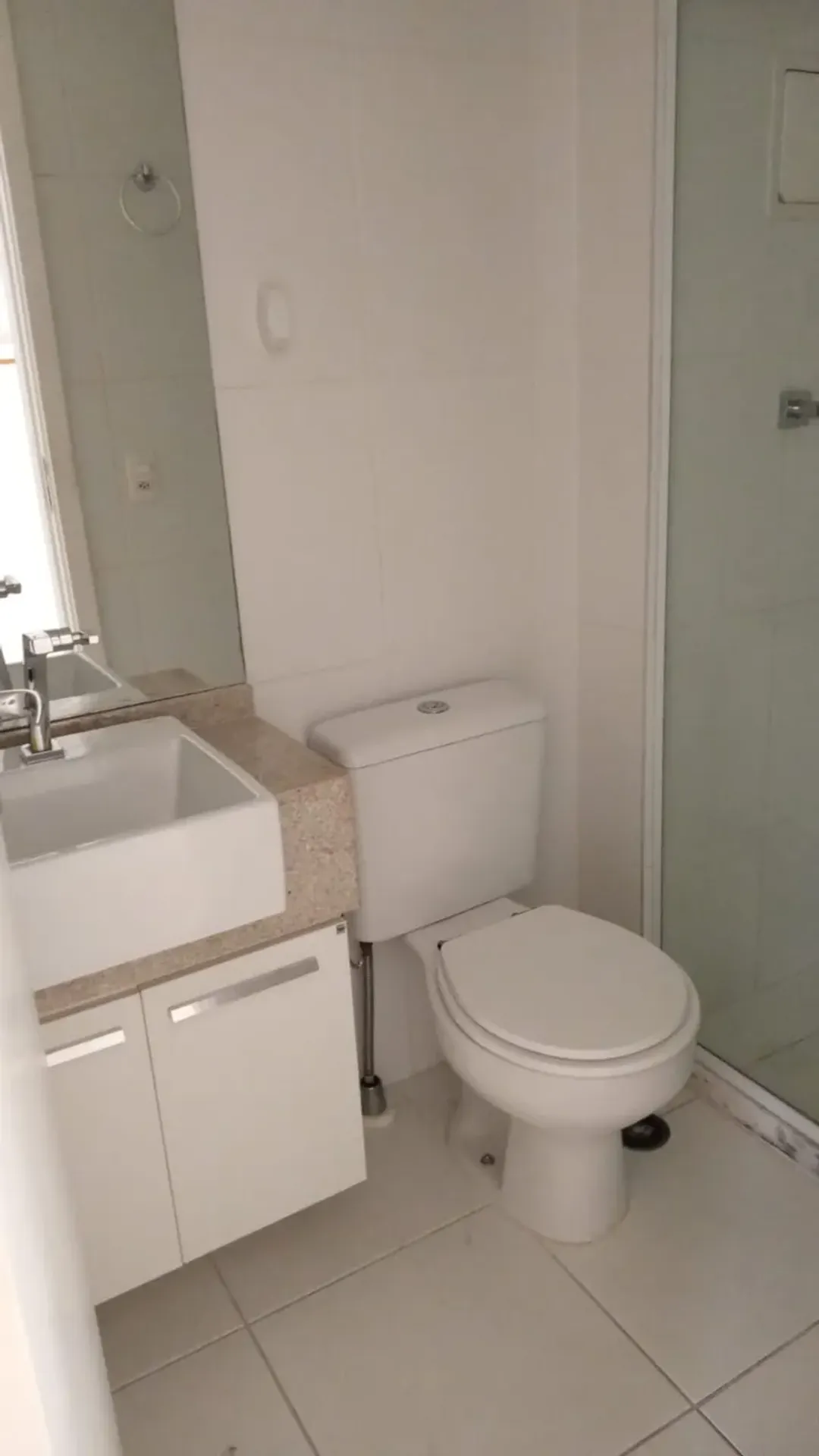 Furnished apartment with 3 bedrooms and 2 bathrooms — photo 24