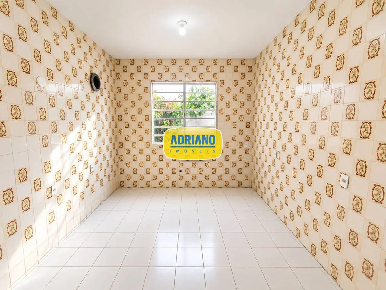Casa, 110 m², com banheira