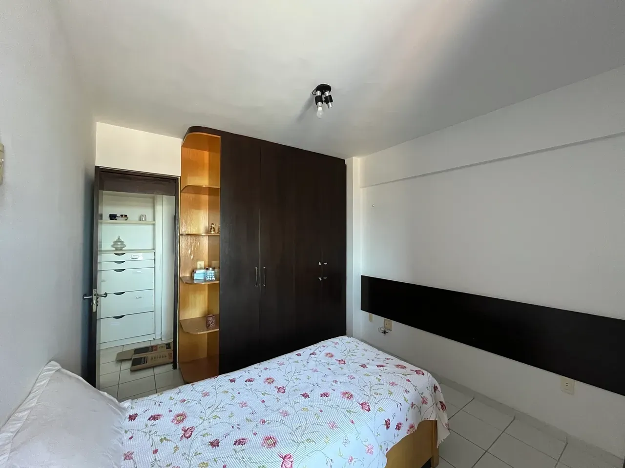 Вид на воду та 4 спальні: квартира 156 м² — photo 2