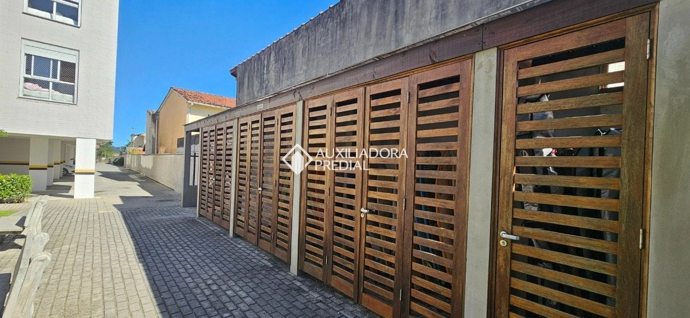 3-bedroom apartment with a private pool in Florianópolis — photo 22
