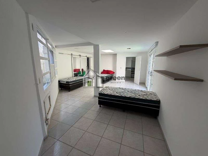 Casa em condomínio com 6 quartos e 600 m² — photo 17