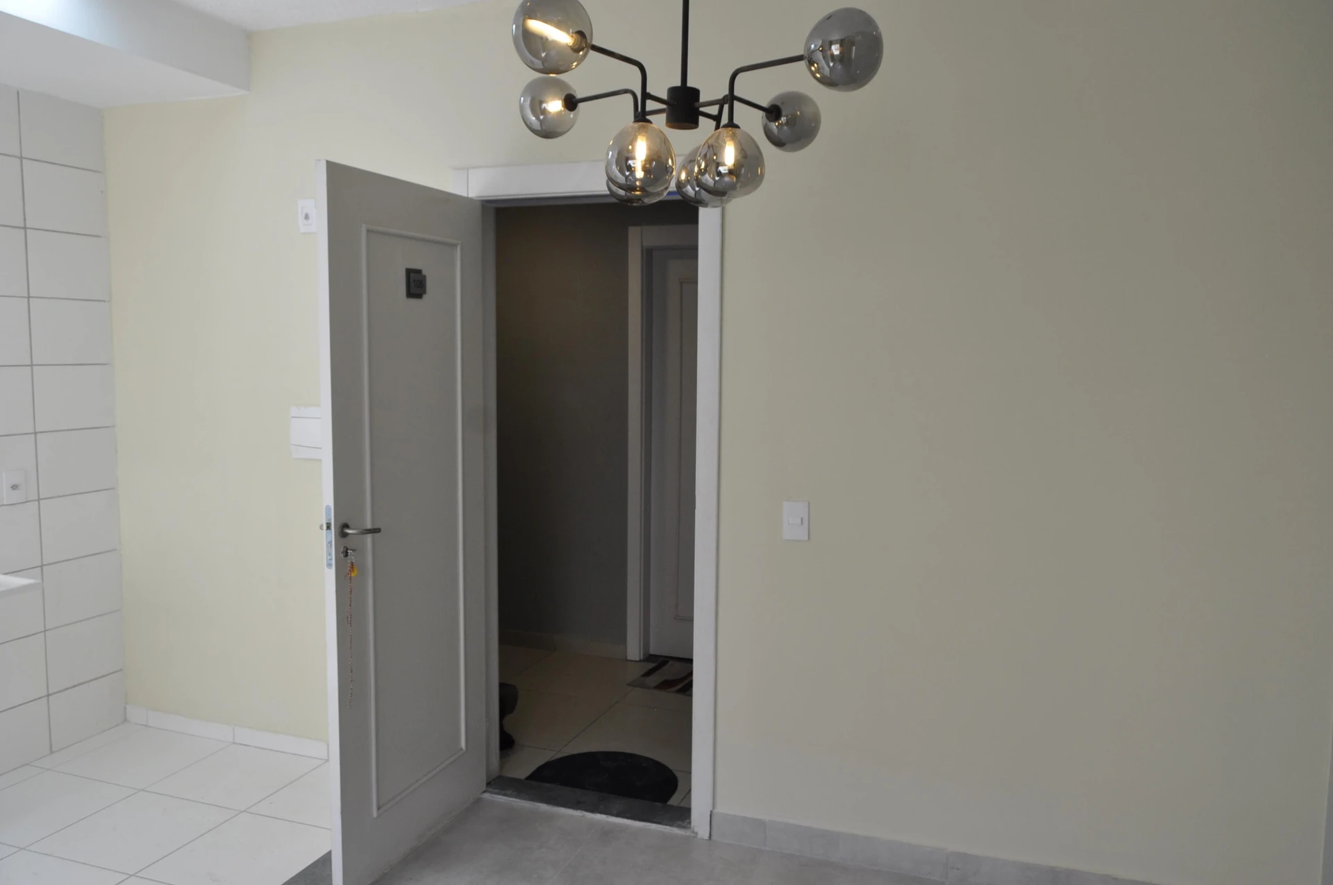 Вид на горы и 1 спальня: квартира 42 м² — photo 23