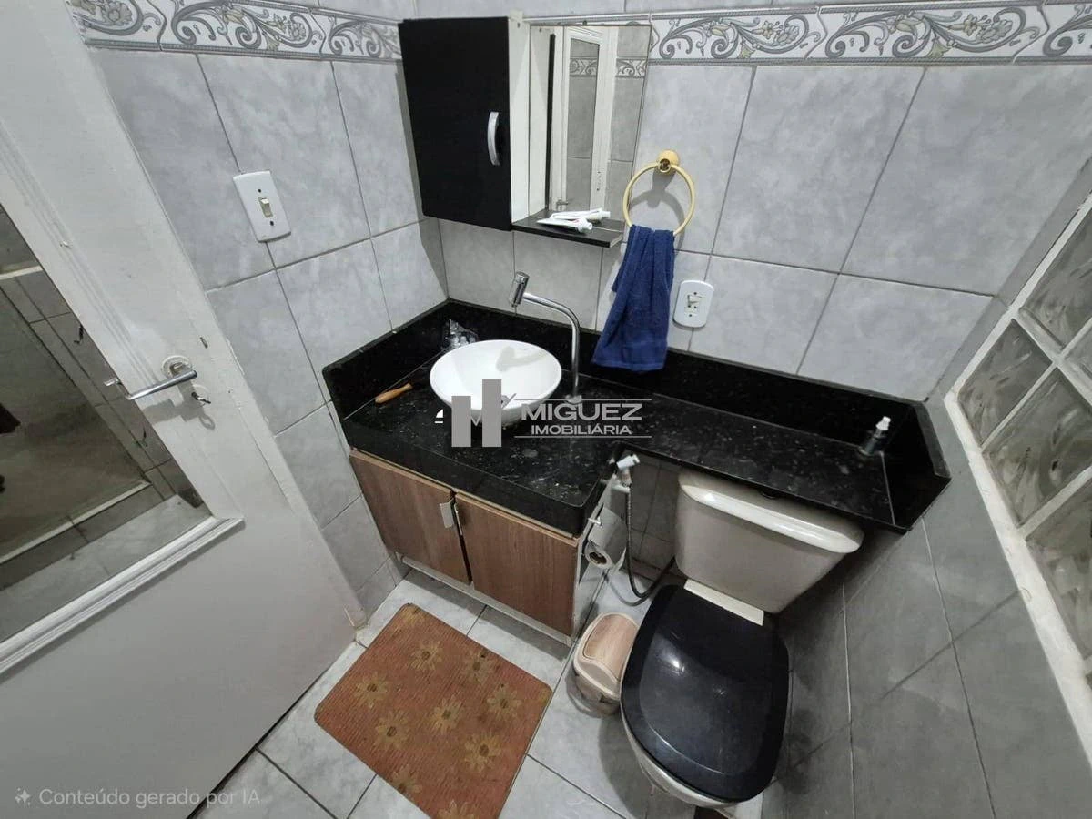 3-bedroom apartment in a building with a gym — photo 11
