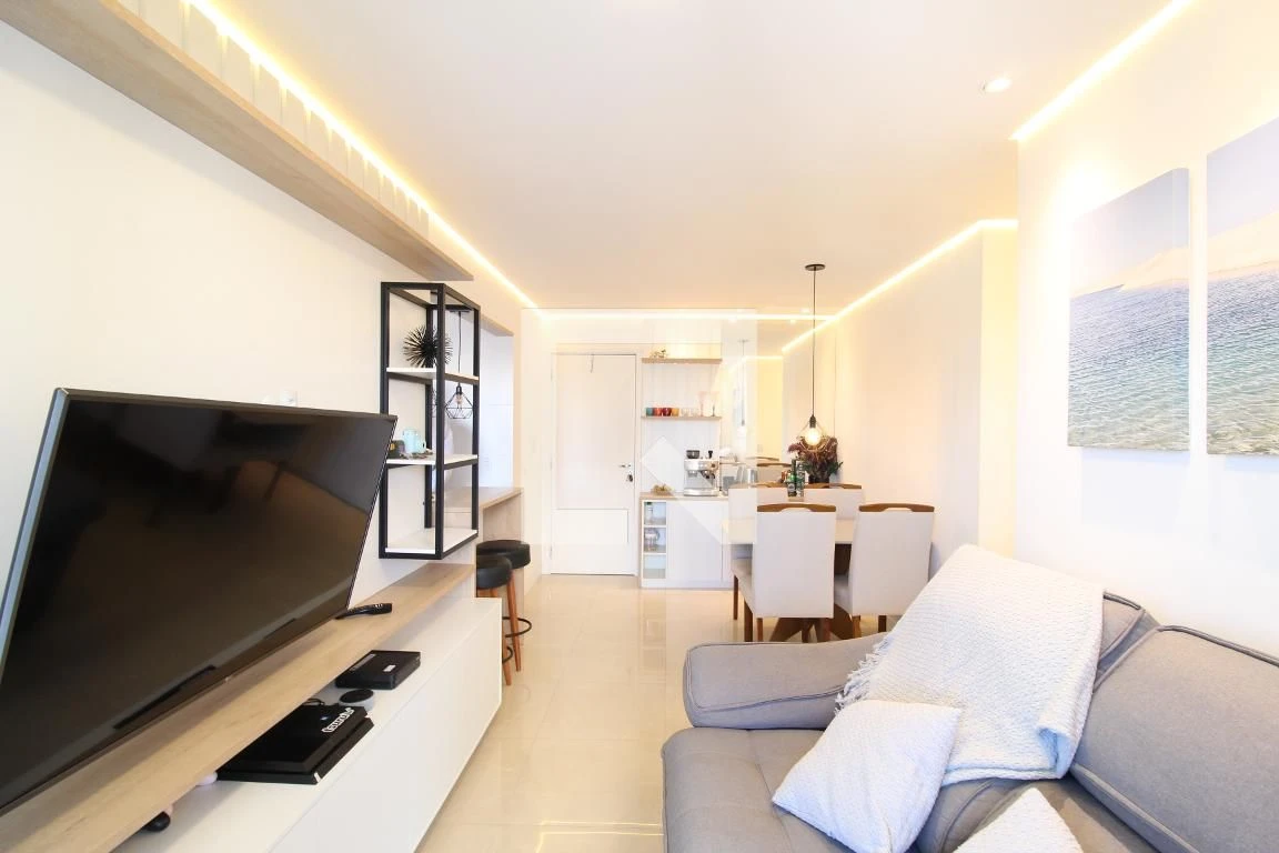 Собственный бассейн и 2 спальни: квартира 64 м² — photo 34
