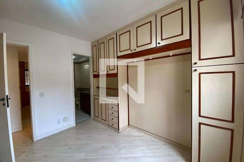 2-bedroom apartment with 103 m² and a balcony — photo 14