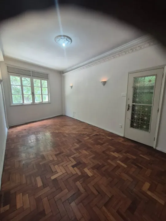 100 m² apartment with 3 bedrooms and 2 bathrooms — photo 17