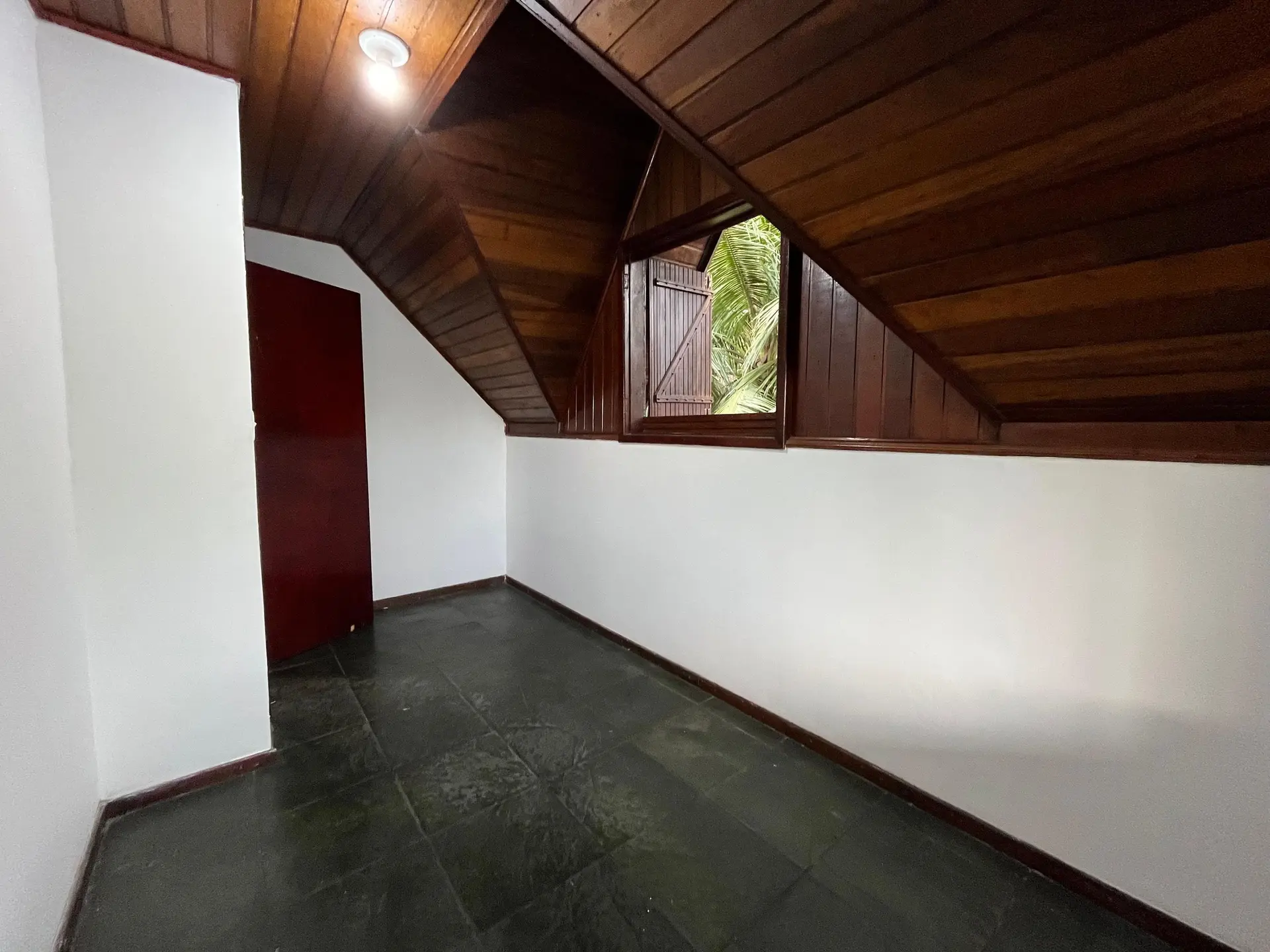 2-bedroom house with 1 bathroom, parking and balcony — photo 23