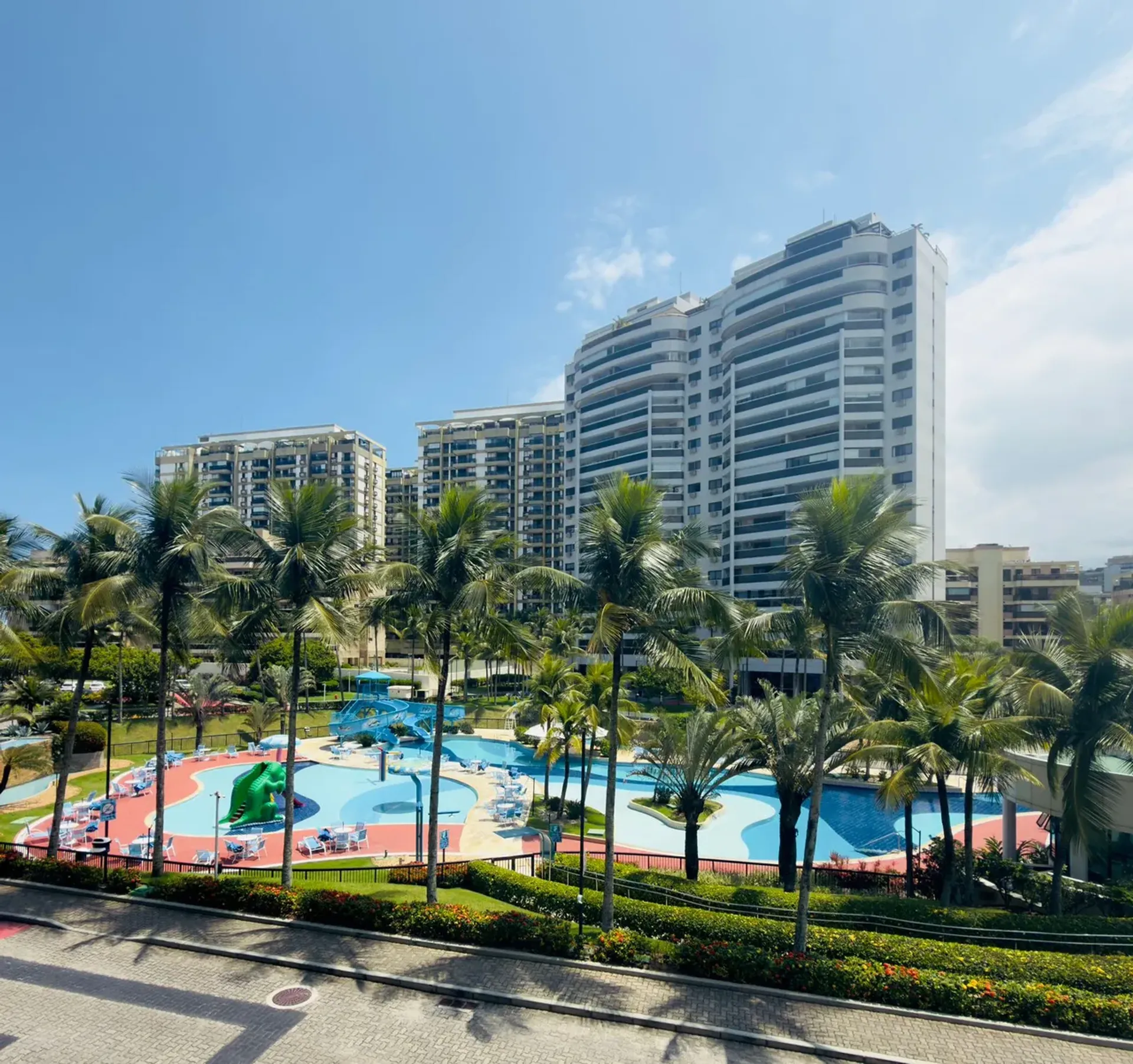 Furnished 1-bedroom apartment with 1 parking space 109 m² — photo 24