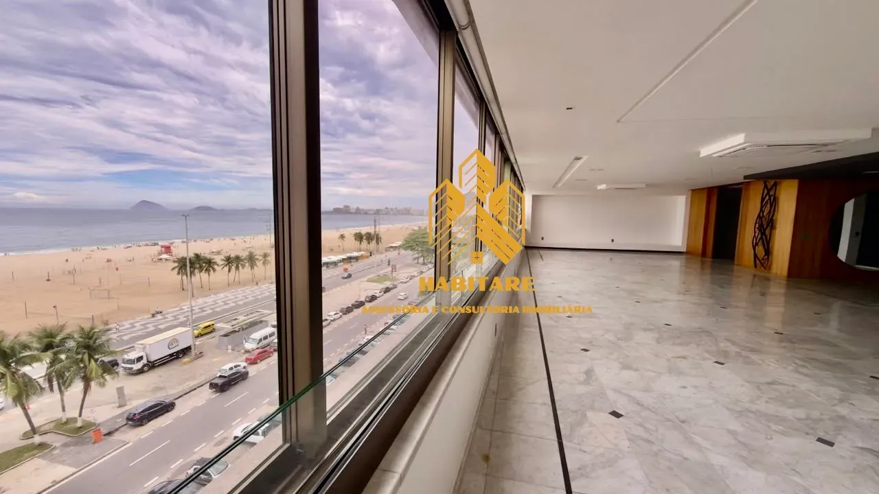 465 m² apartment with a water view and a bathtub — photo 7