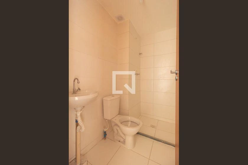 Rental apartment with 2 bedrooms and a closed kitchen — photo 15