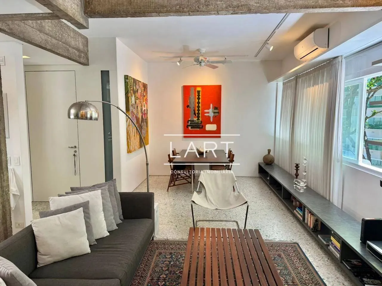 Furnished 2-bedroom apartment with 3 bathrooms — photo 4