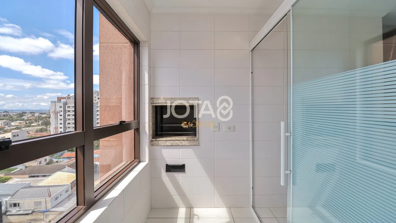 249 m² rental apartment with 3 bedrooms and a suite — photo 12
