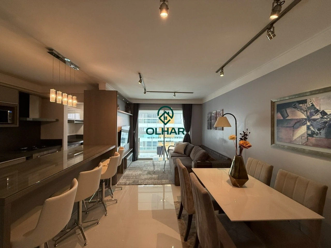 Glass-enclosed balcony in a 2-bedroom apartment, 93 m² — photo 6