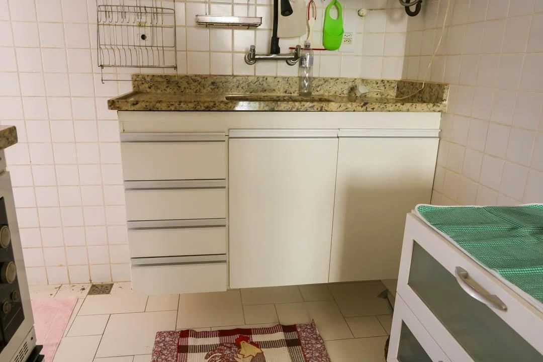Furnished 2-bedroom apartment with a private garden — photo 19