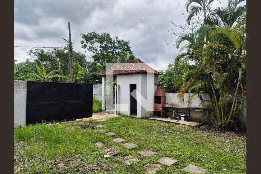 Casa de 200 m² com 2 quartos e churrasqueira na sacada — photo 29