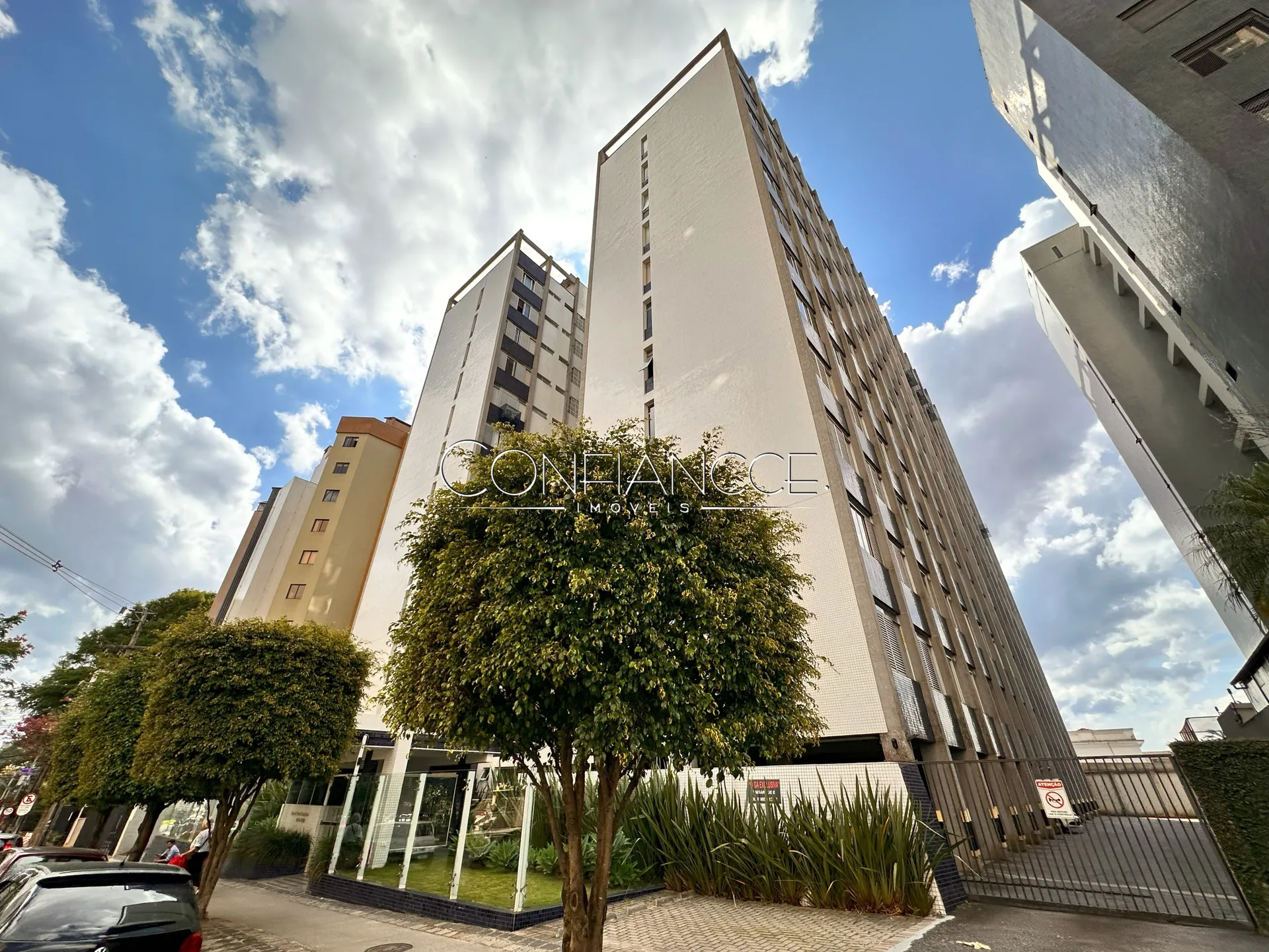 Apartamento en alquiler con 3 habitaciones y 137 m² — photo 25