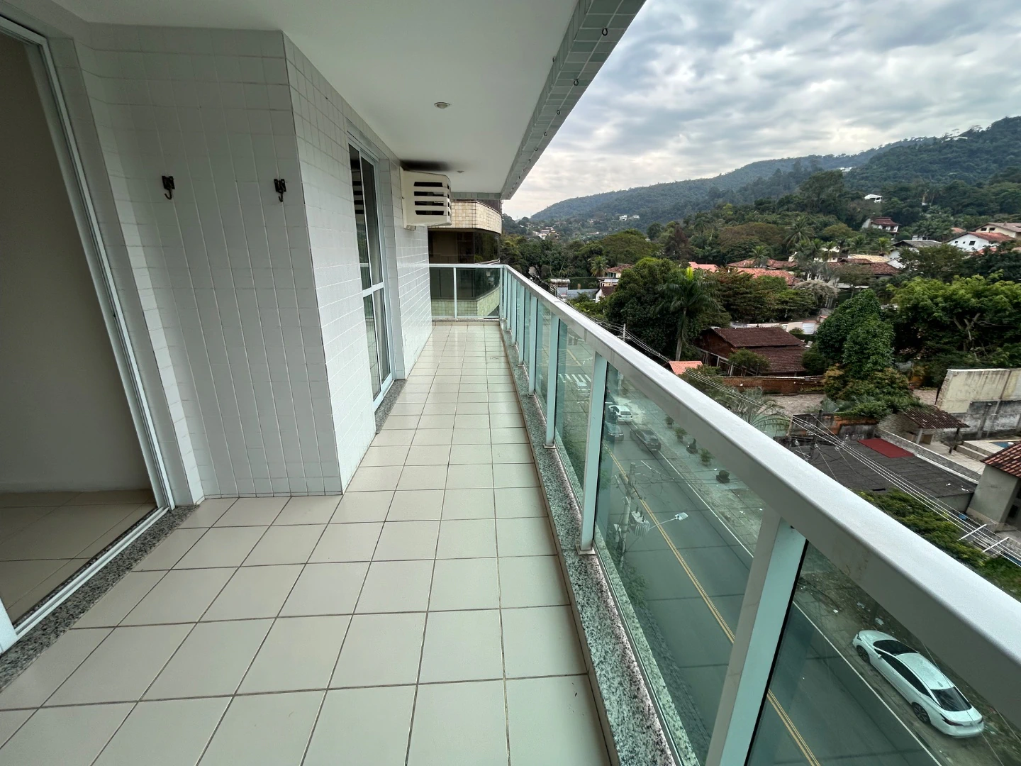 3-bedroom apartment with suite, 105 m²