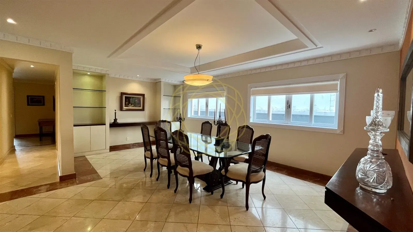 Casa mobiliada com 7 quartos e 984 m², 5 suítes — photo 5