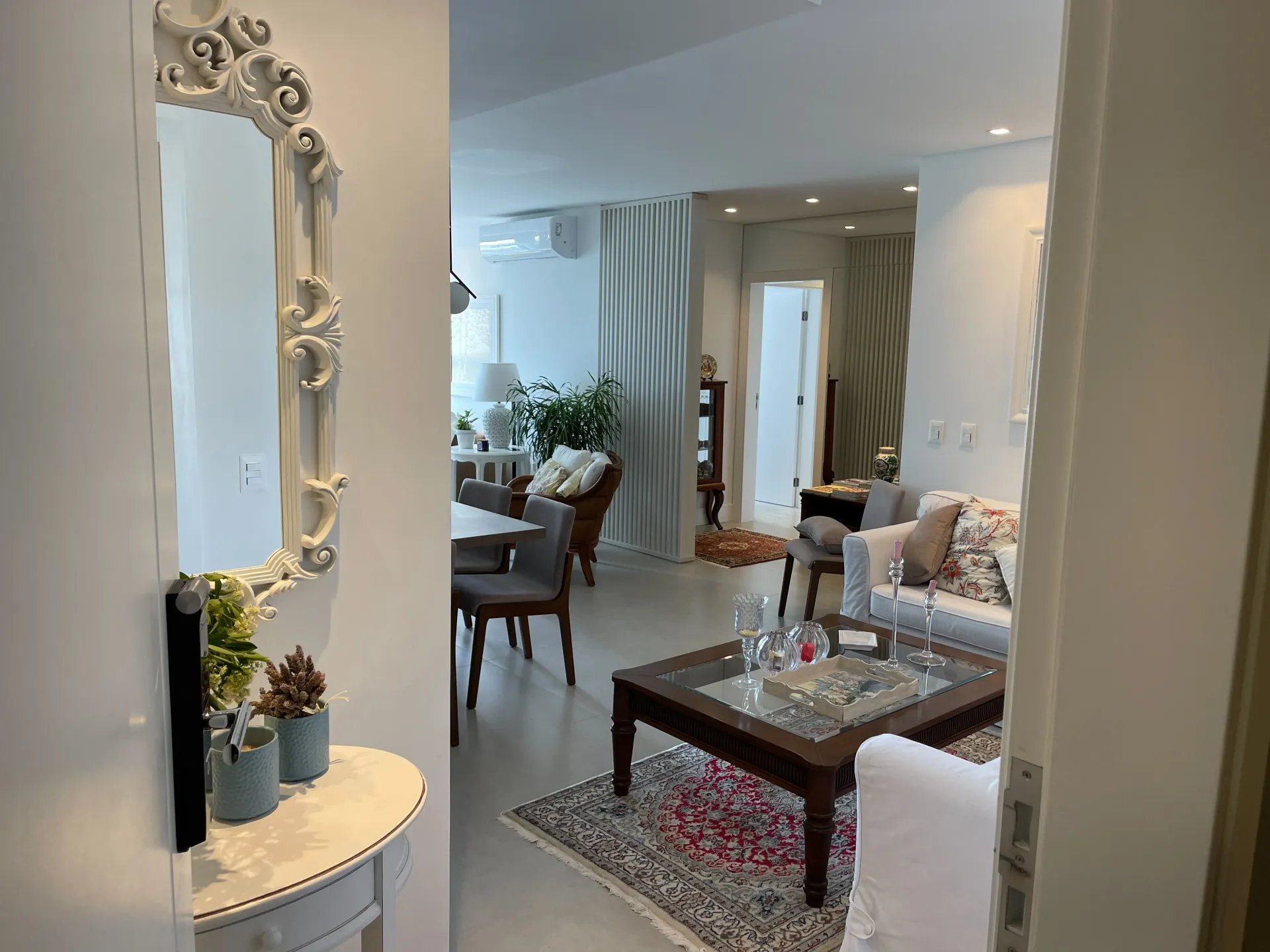 Квартира 131 м² с 3 спальнями и 4 ванными комнатами