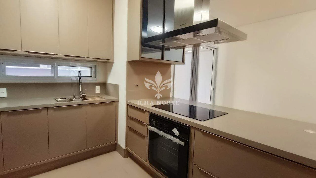 Casa com 184 m² e 4 suítes, com churrasqueira privada — photo 3