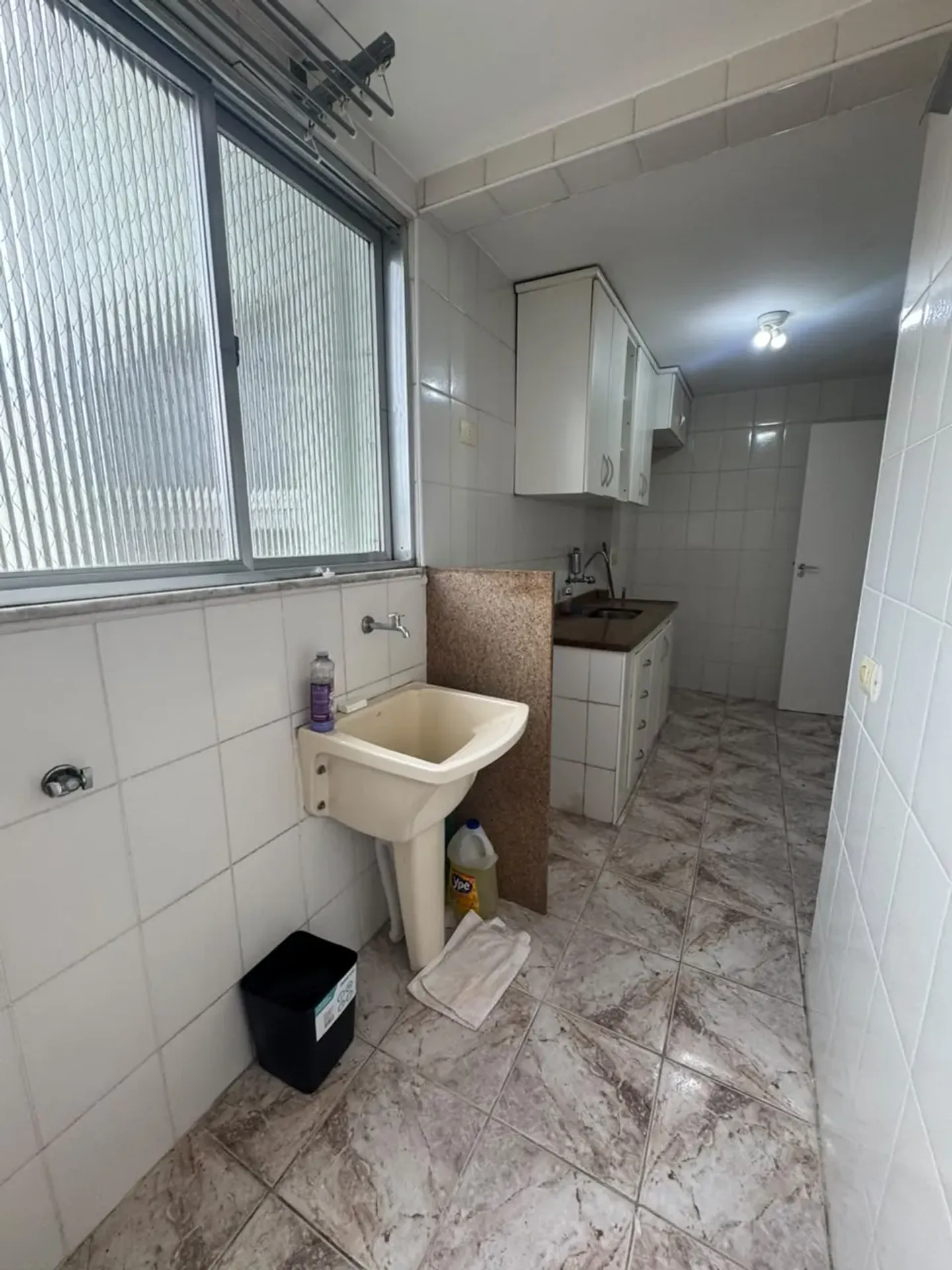 Apartment on the 3rd floor with wood or laminate floors — photo 21