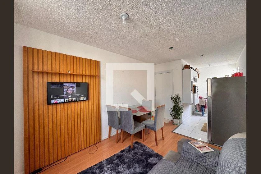 Furnished 2-bedroom apartment with an open-plan kitchen — photo 13