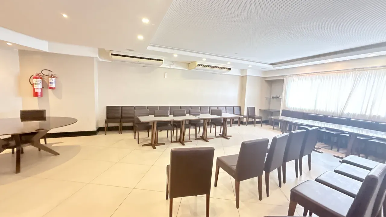 Furnished apartment with open kitchen and 4 en-suites — photo 16