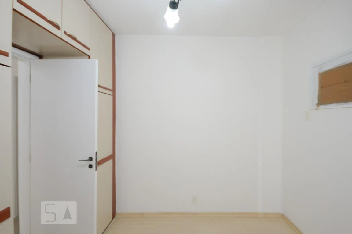 Гардеробная и 2 спальни: квартира 98 м² — photo 42