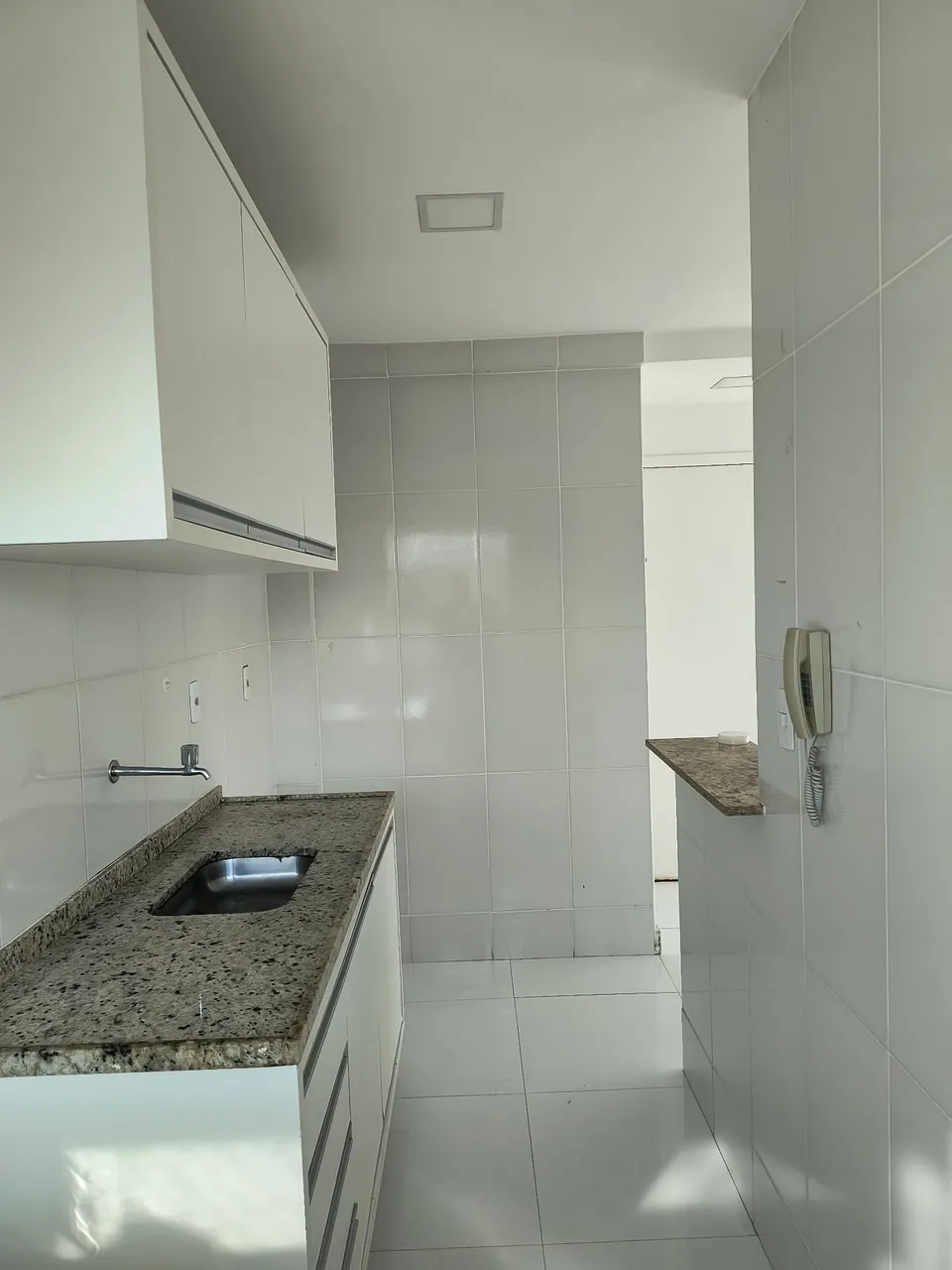 43 m² apartment with a balcony and a closed kitchen — photo 2