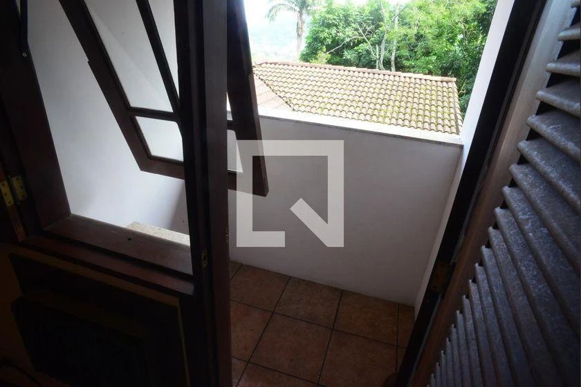 Casa para aluguel com 6 quartos e suítes — photo 31