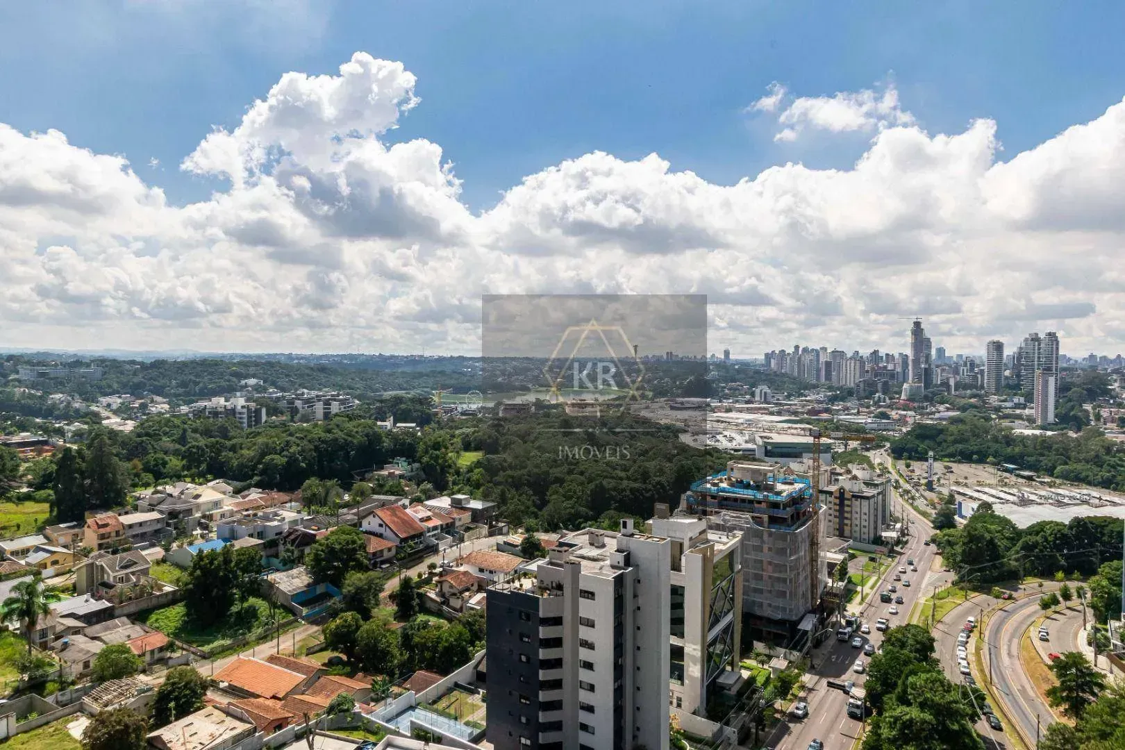Furnished 272 m² apartment with 3 en-suites and 4 parking — photo 89