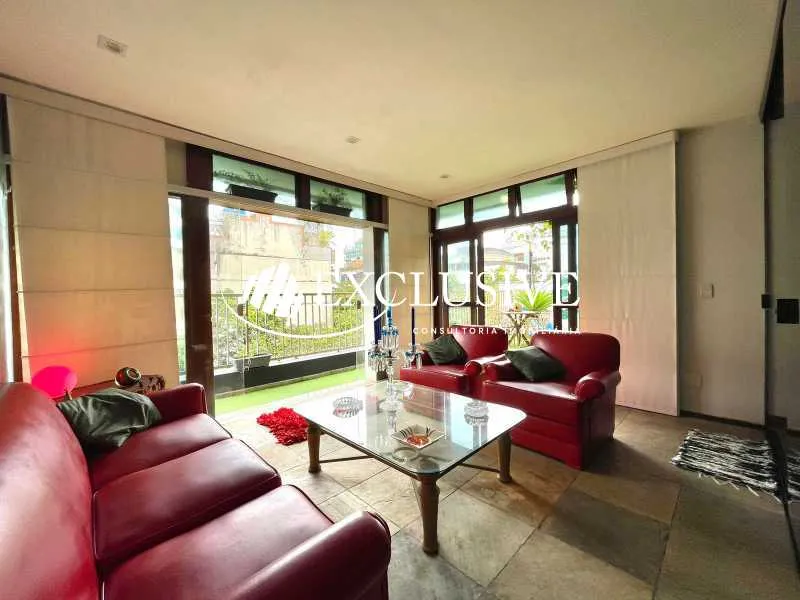 Furnished linear penthouse with 2 bedrooms and 4 baths — photo 10