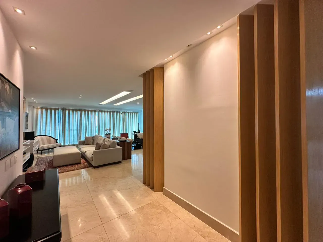 Apartamento mobiliado com 4 quartos e cozinha fechada — photo 12