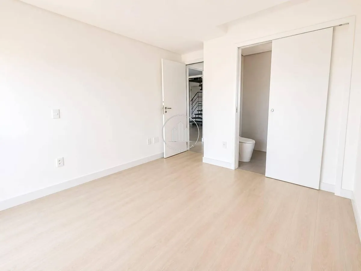 Apartamento dúplex de 163 m² con 3 suites y balcón — photo 29