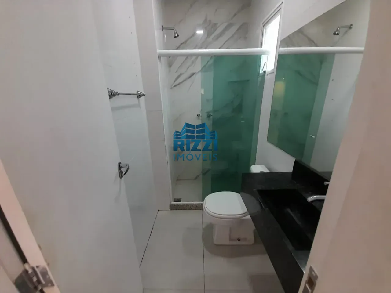 Apartamento com 3 quartos e 5 banheiros com terraço — photo 17