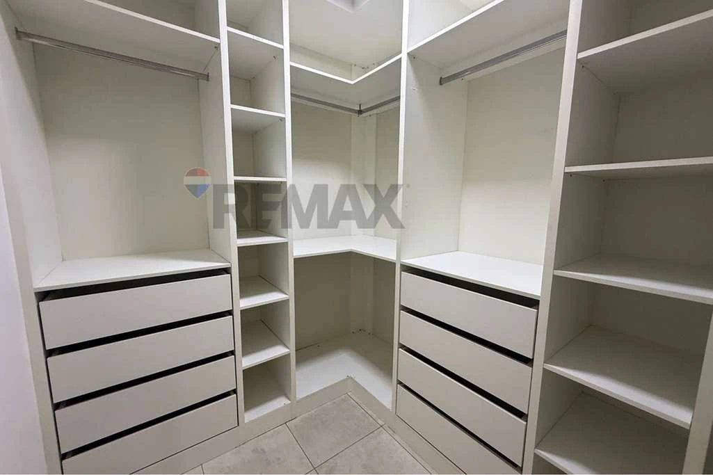 Apartamento reformado de 98 m² com varanda fechada — photo 9