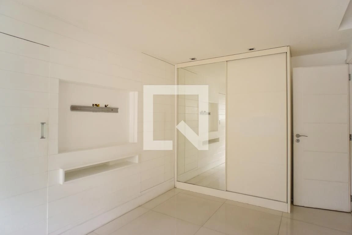 Apartment with 2 bedrooms and 3 bathrooms pets allowed — photo 18