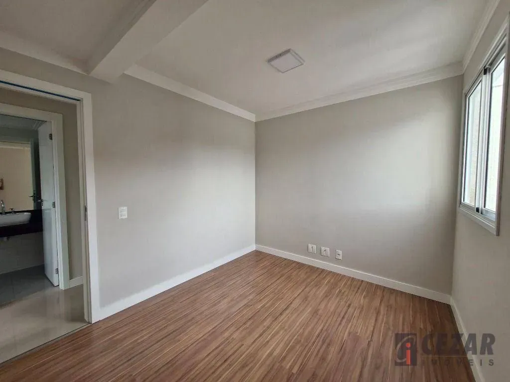 2-bedroom apartment with suite and 2 bathrooms — photo 15