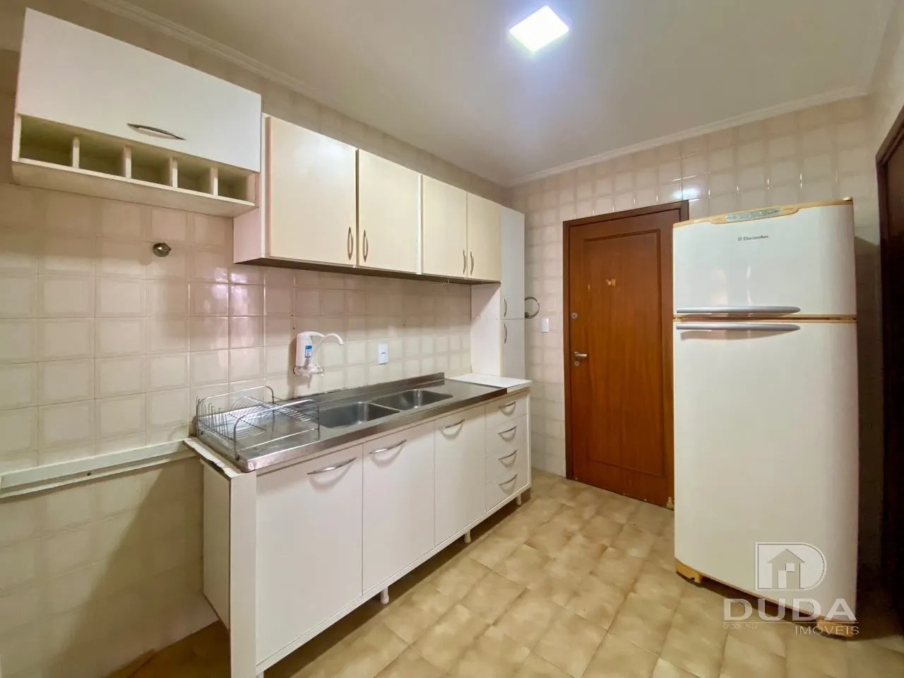 3-bedroom apartment, 1 with its own bathroom, 103 m² — photo 6