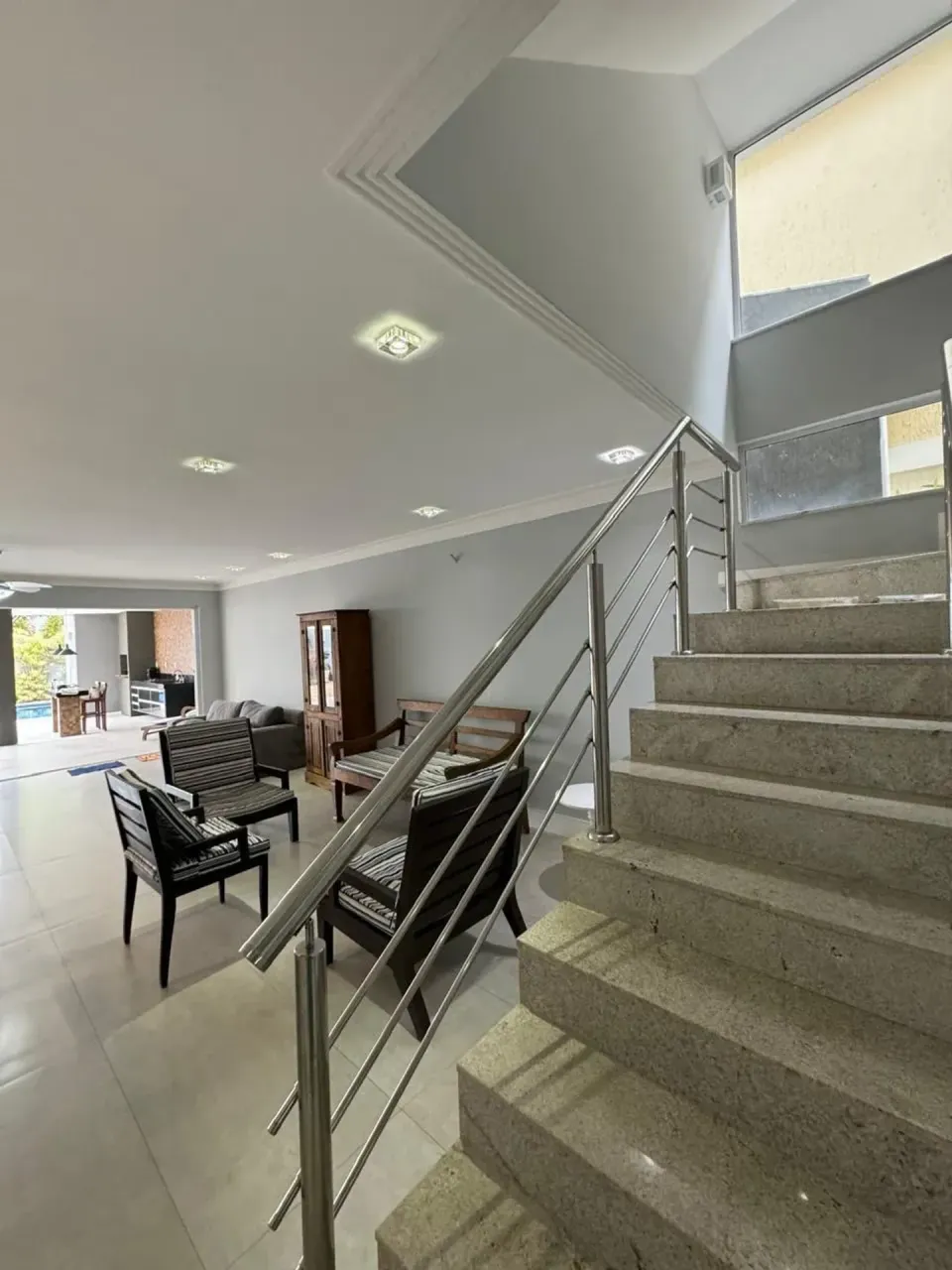 Furnished house with 5 bedrooms and 5 bathrooms — photo 17